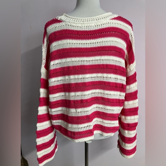 89th + Madison Women’s Pullover Sweater, Medium, Pink/ White, Drop Shoulder, NWT - Picture 2 of 4